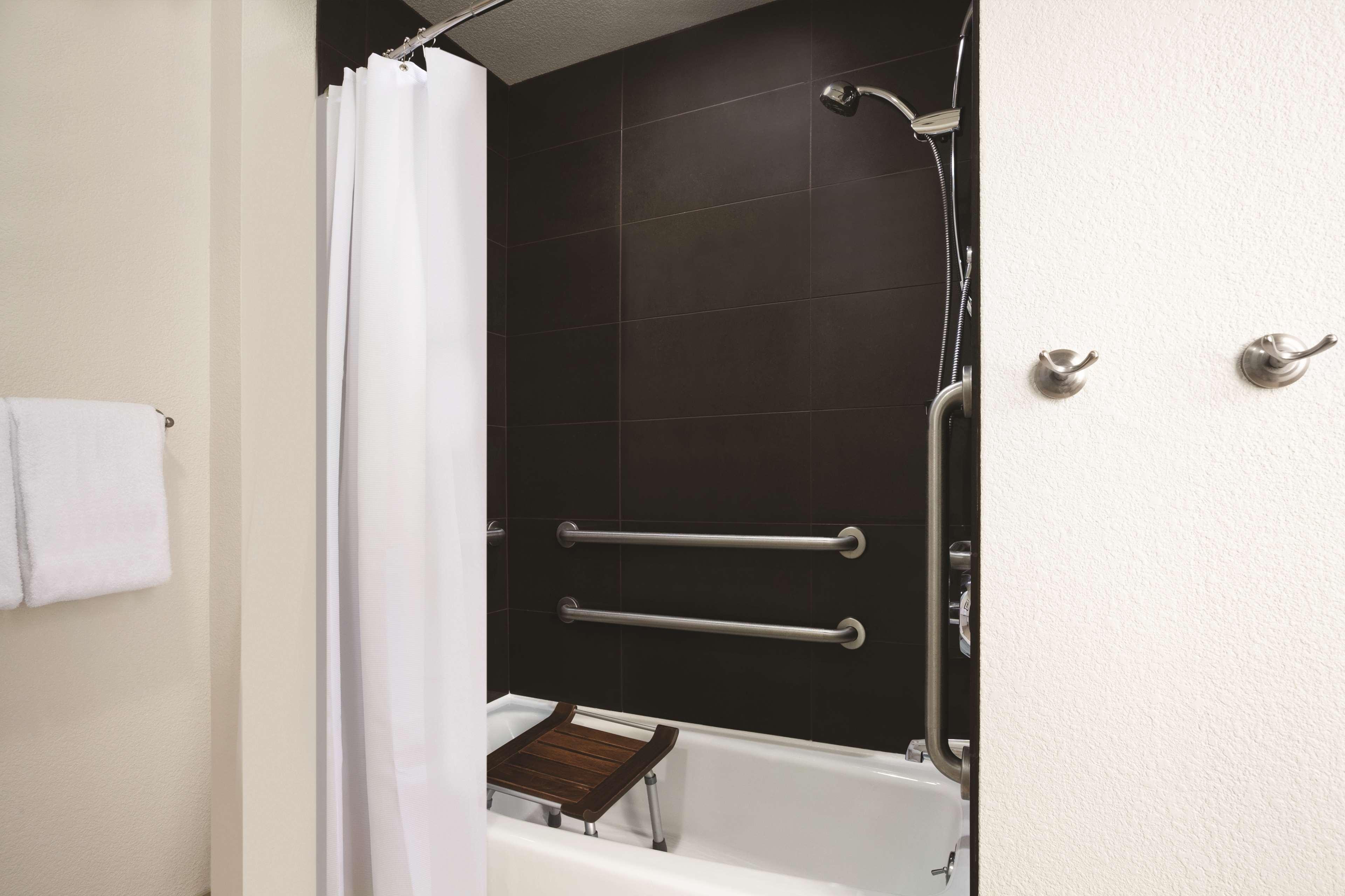 فندق Hyatt House بليسانت هيل المظهر الخارجي الصورة