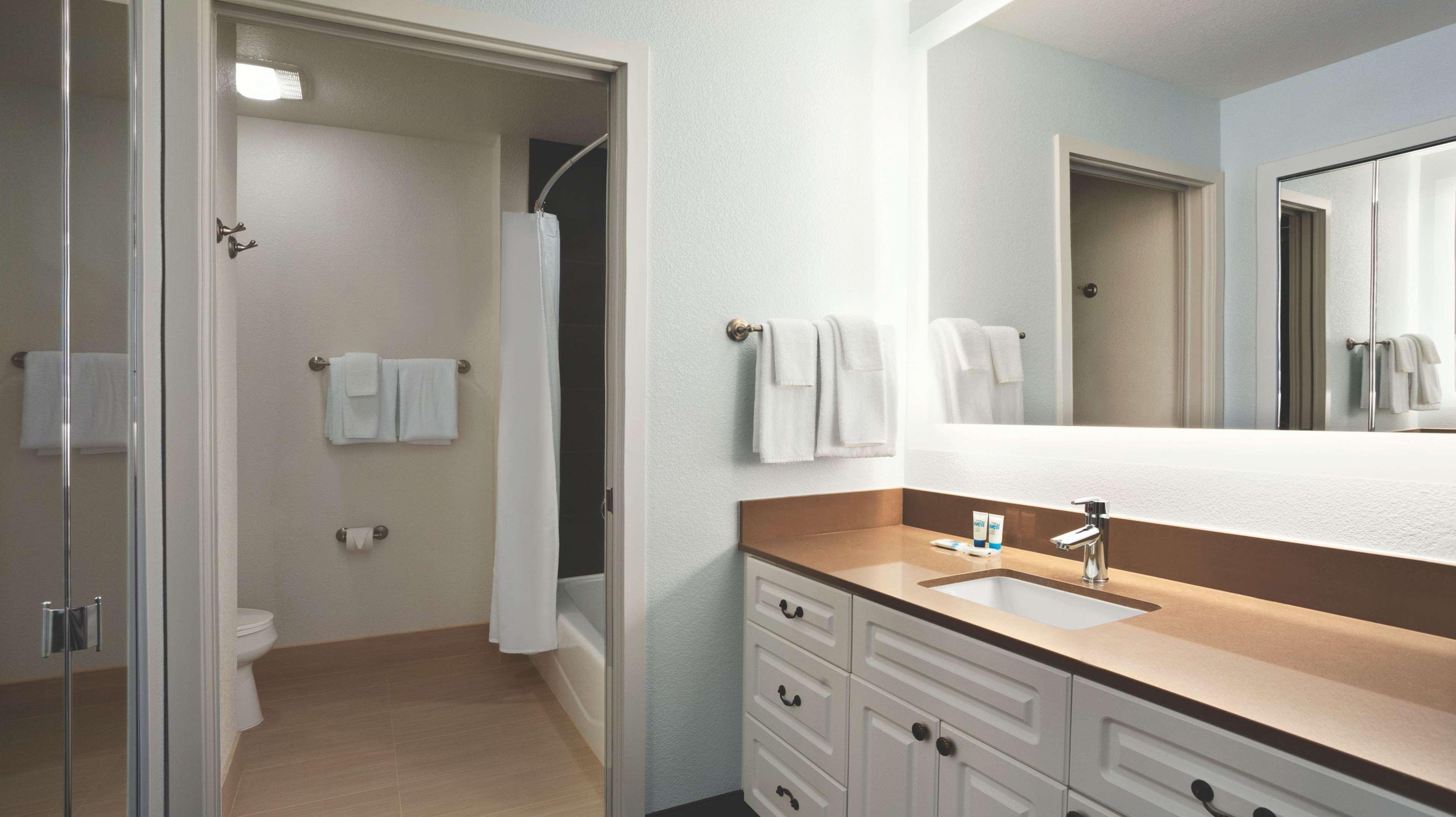 فندق Hyatt House بليسانت هيل المظهر الخارجي الصورة